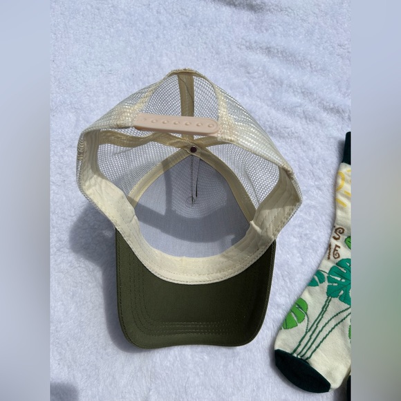 Womens Plant Lady Gardening Gift Set Hat and Socks - Picture 4 of 12